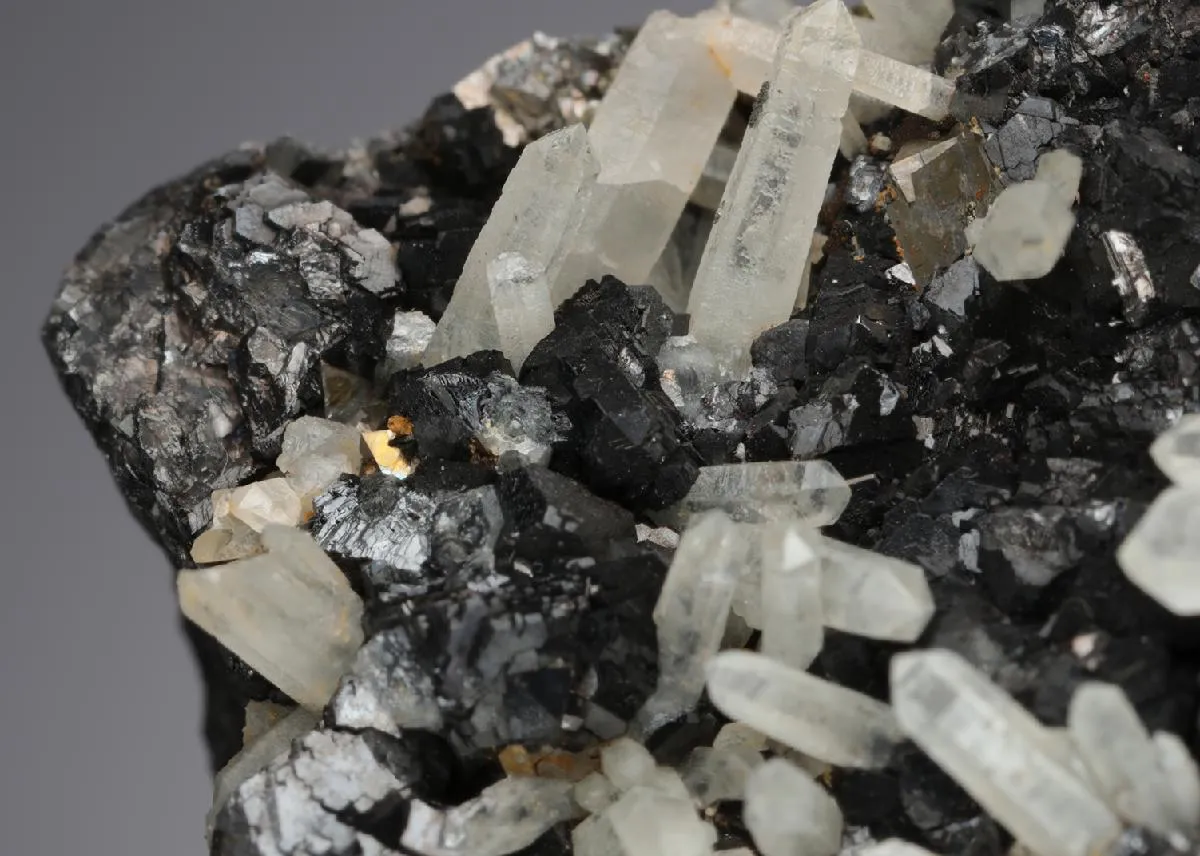Sphalerite with Quartz - image 1