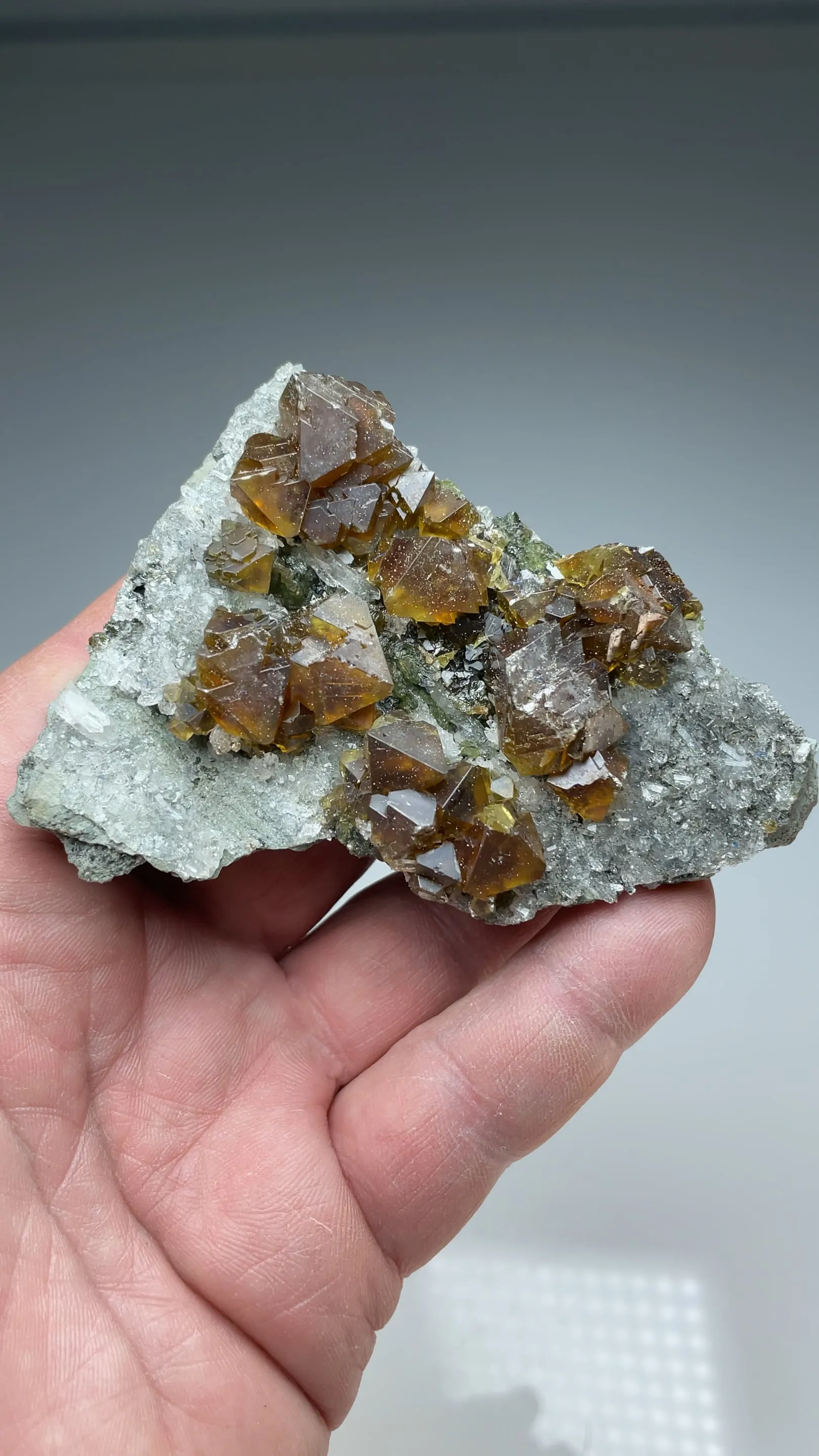 Sphalerite with Quartz - image 2