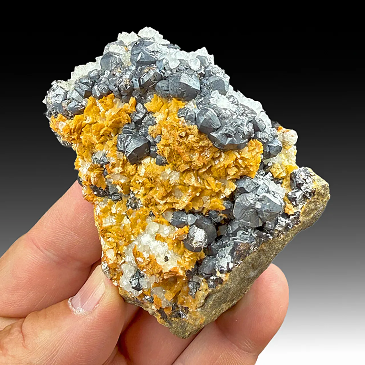 Sphalerite with Quartz, Ankerite - image 1