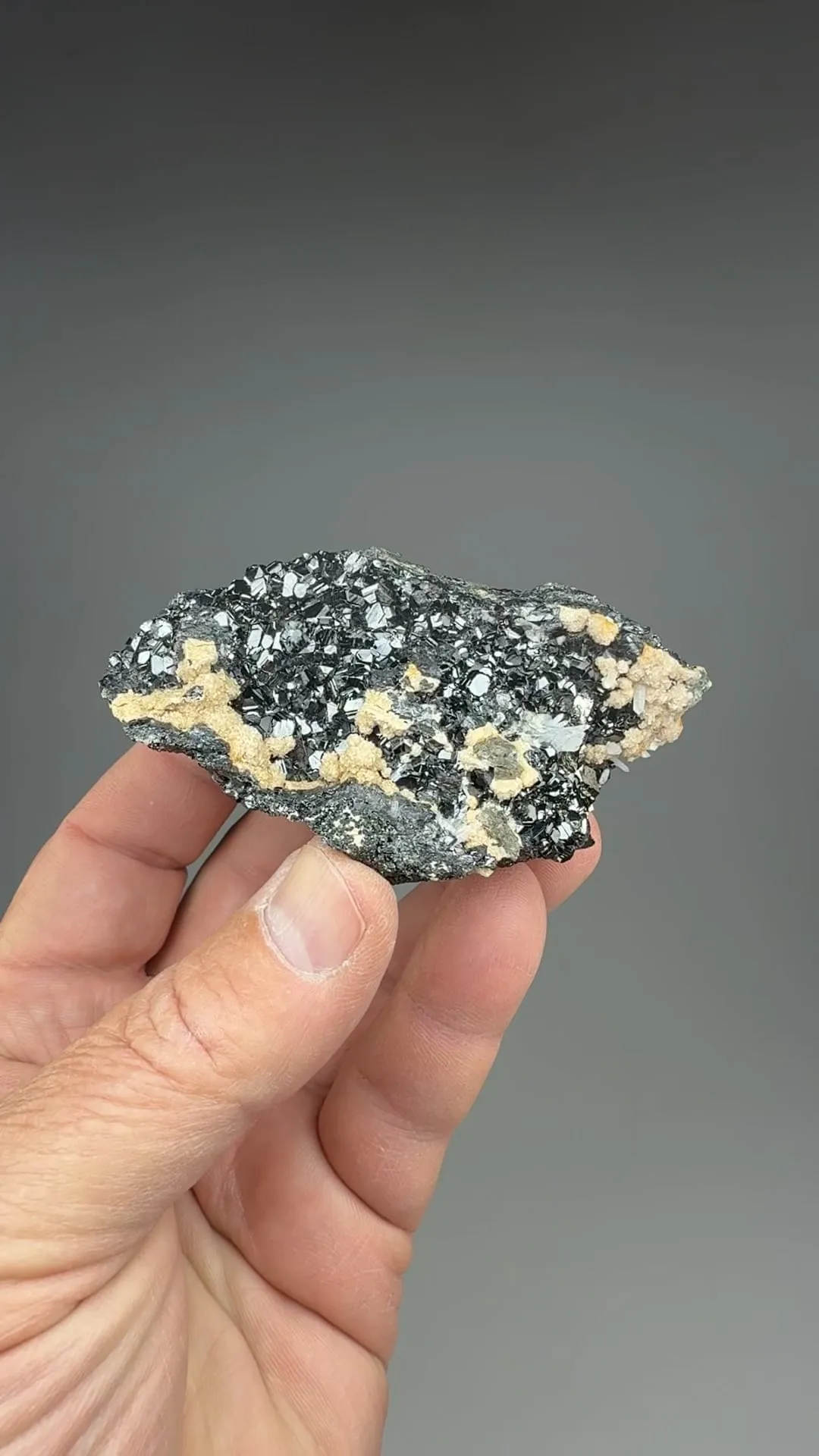 Sphalerite with Quartz, Calcite - image 2