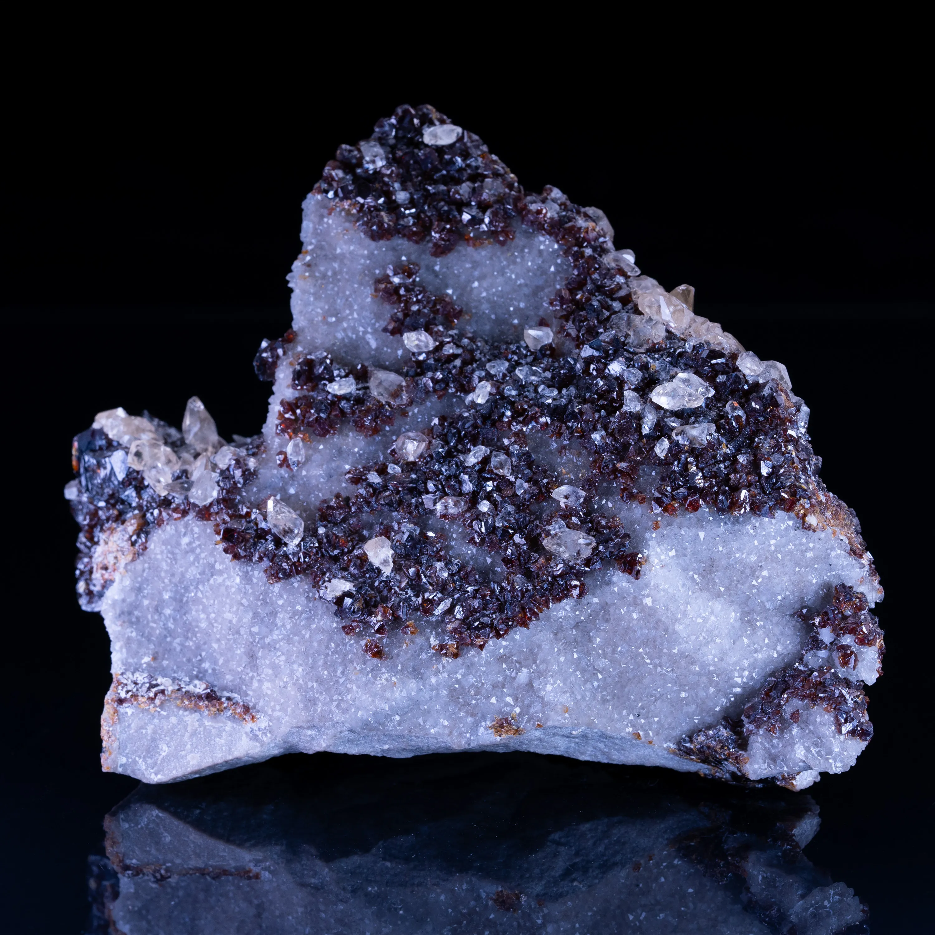 Sphalerite with Quartz & Calcite - image 2