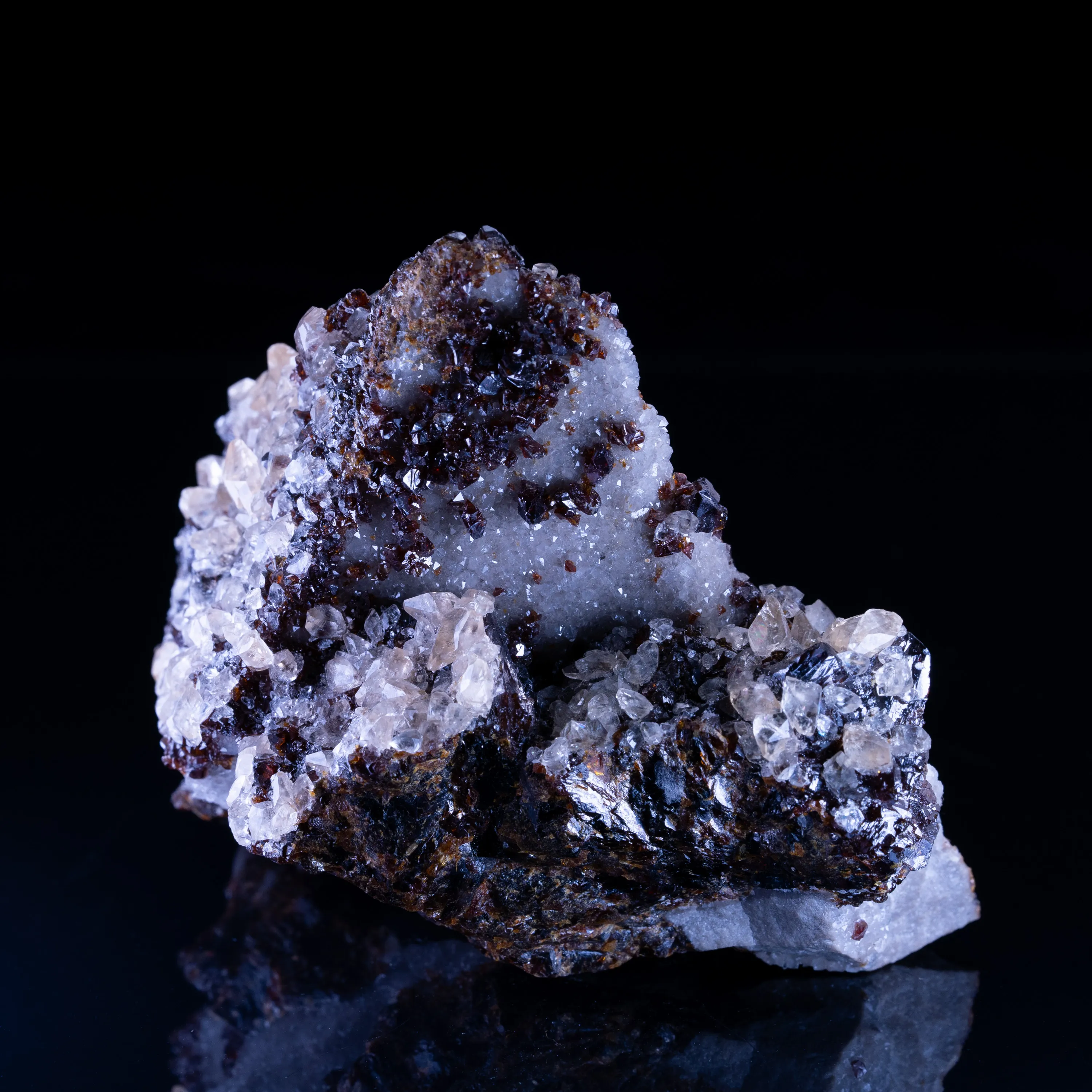 Sphalerite with Quartz & Calcite - image 4