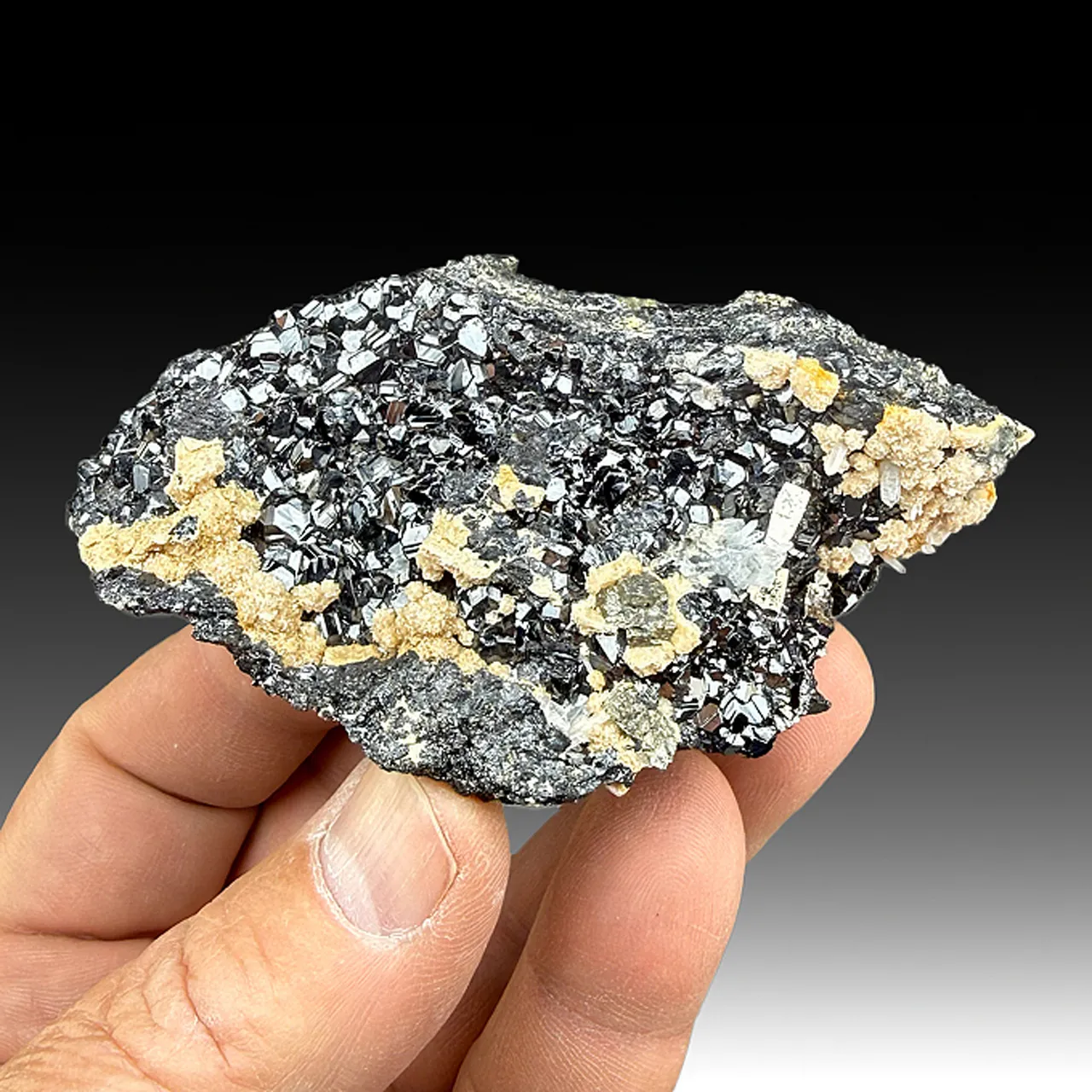 Sphalerite with Quartz, Calcite - image 1