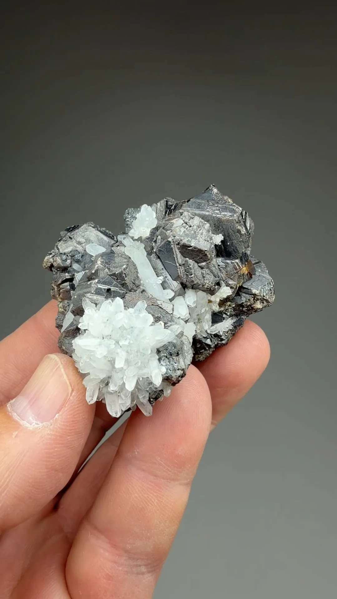 Sphalerite with Quartz - image 2