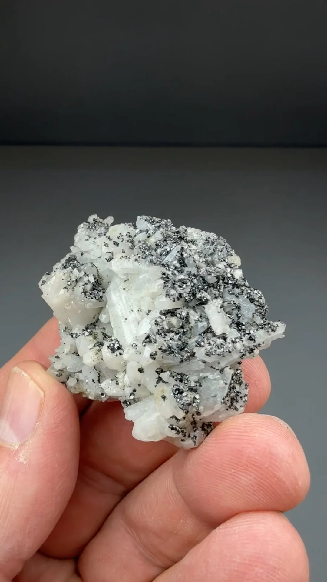 Sphalerite with Quartz - image 2