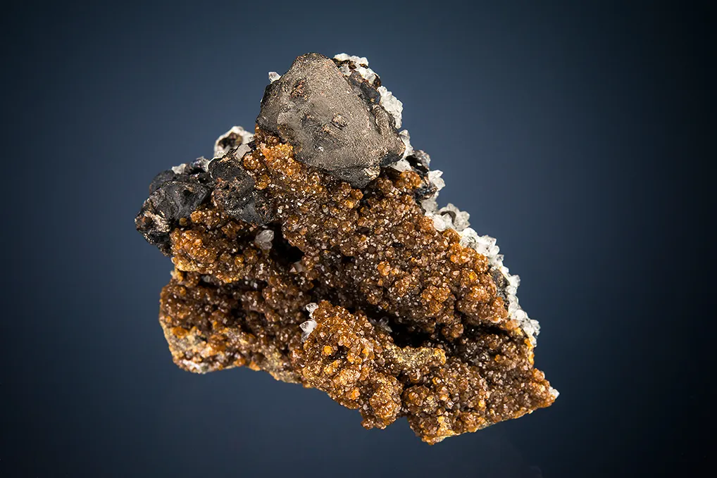 Sphalerite with Quartz on Andradite image