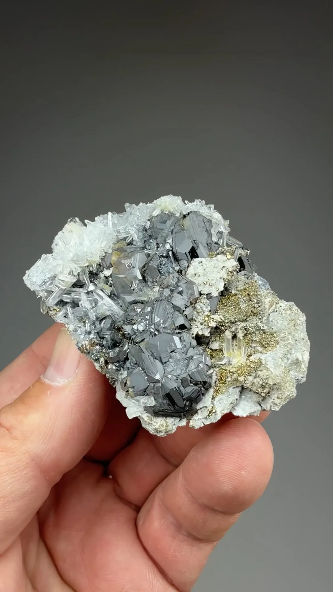 Sphalerite with Quartz, Pyrite - image 2