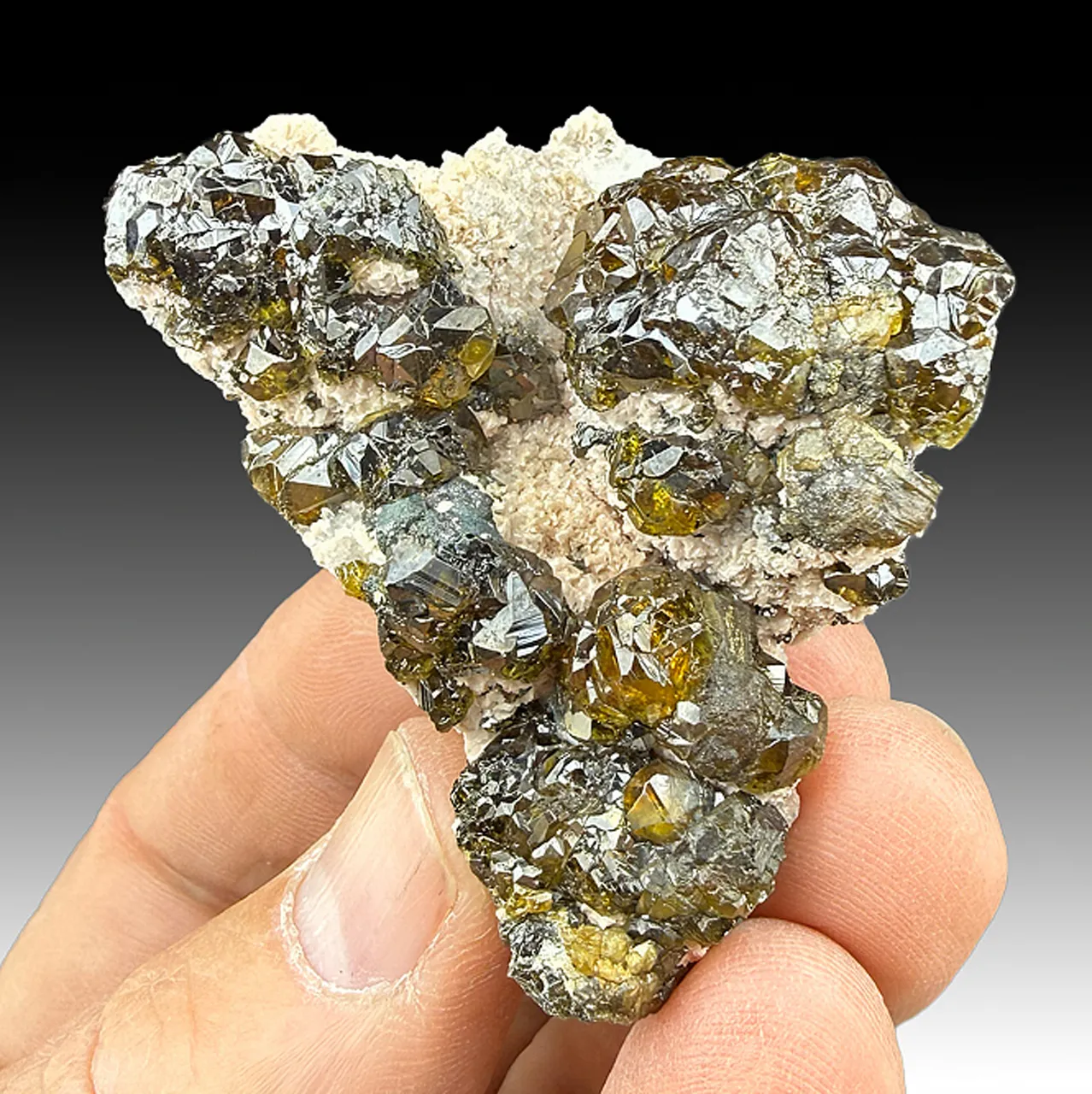 Sphalerite with Rhodochrosite - image 1