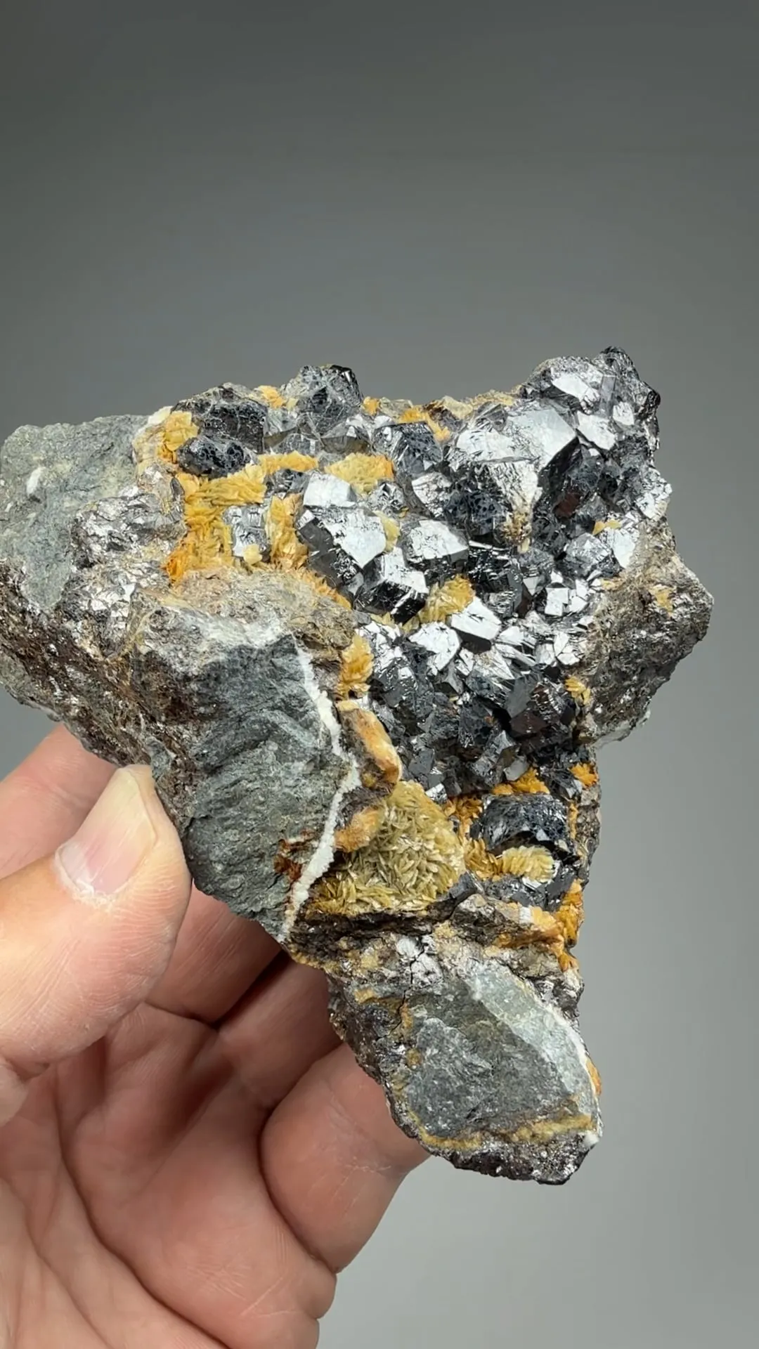 Sphalerite with Siderite - image 2