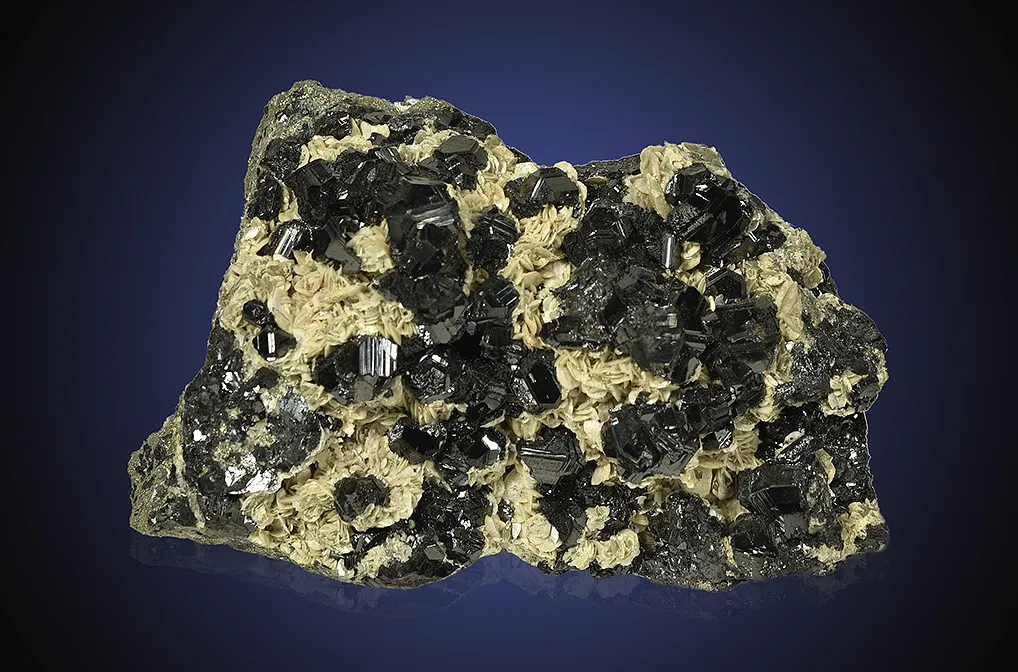 Sphalerite with Siderite