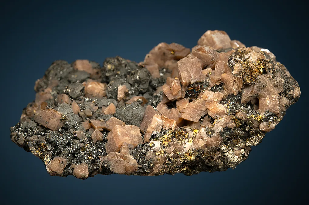 Sphalerite with Tennantite and Siderite - image 5