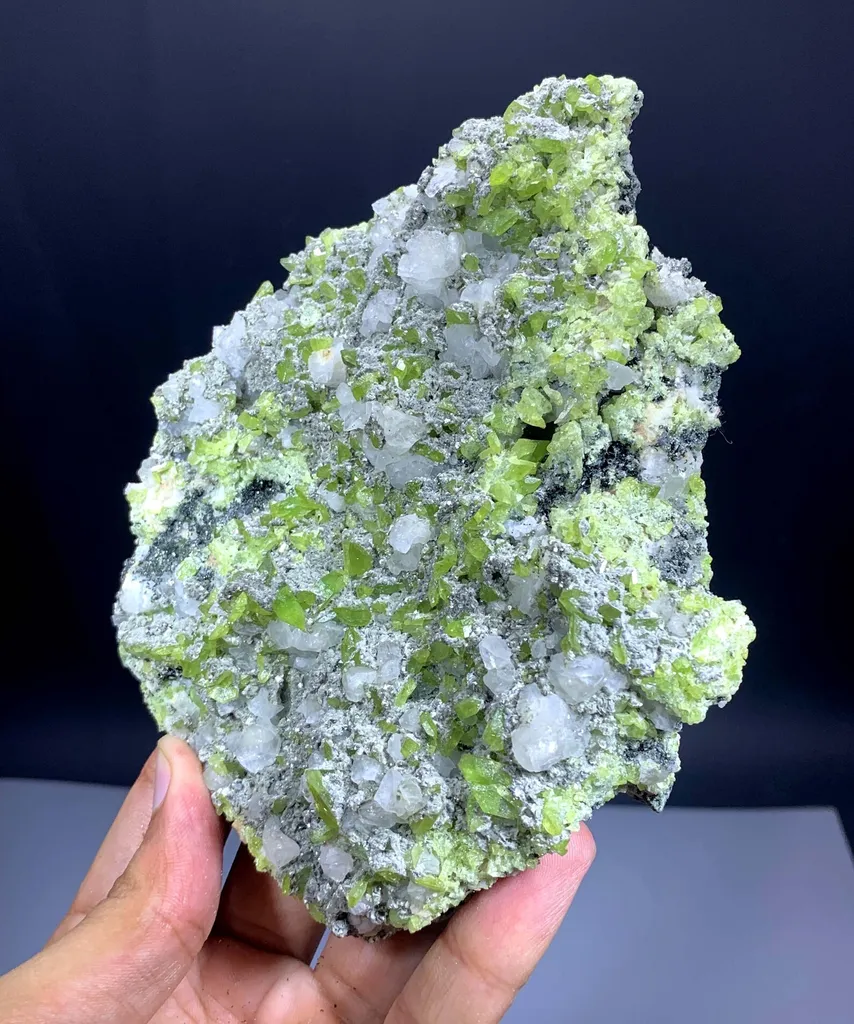 Sphene - image 5