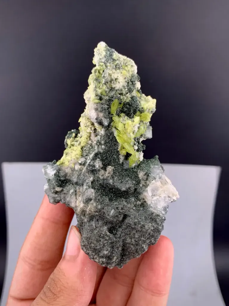 Sphene from Pakistan - image 3