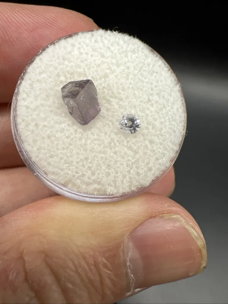 Spinel - 10023 image