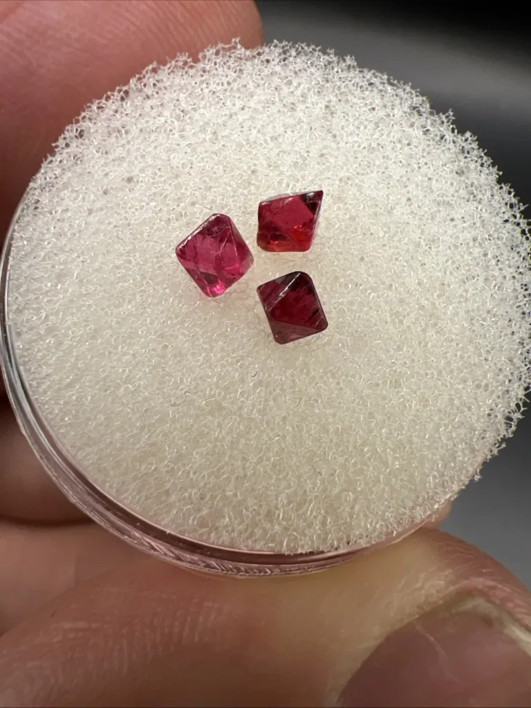 Spinel - 10024 image