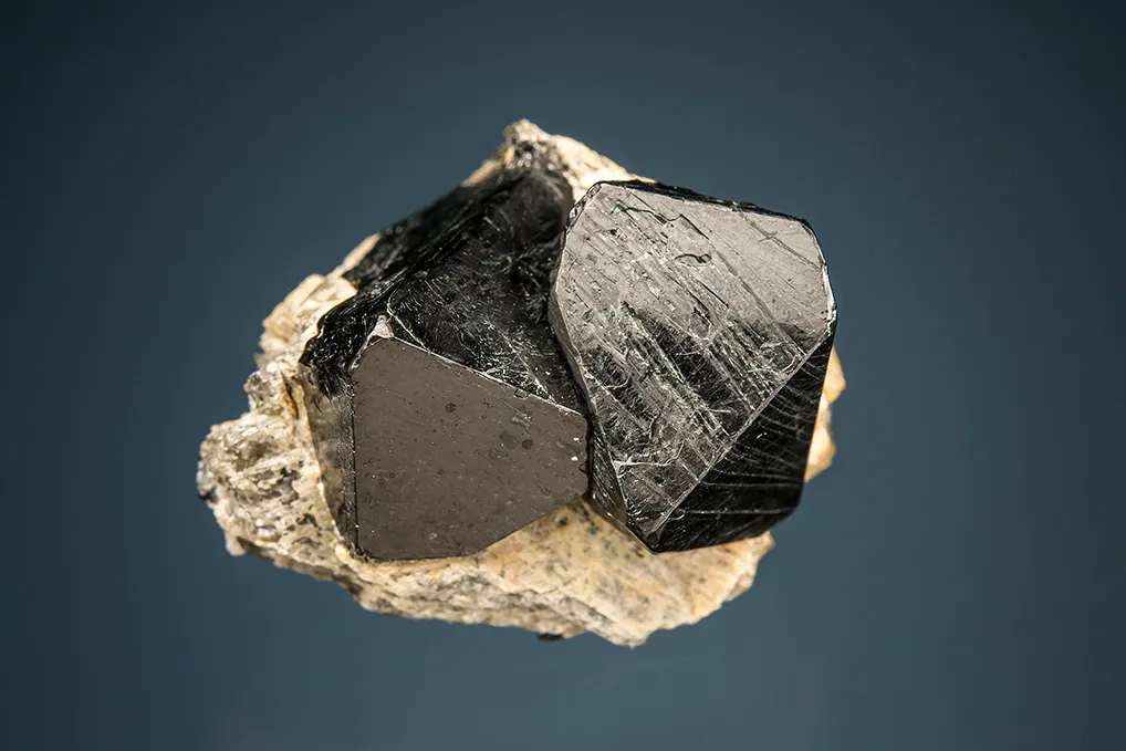 Spinel image
