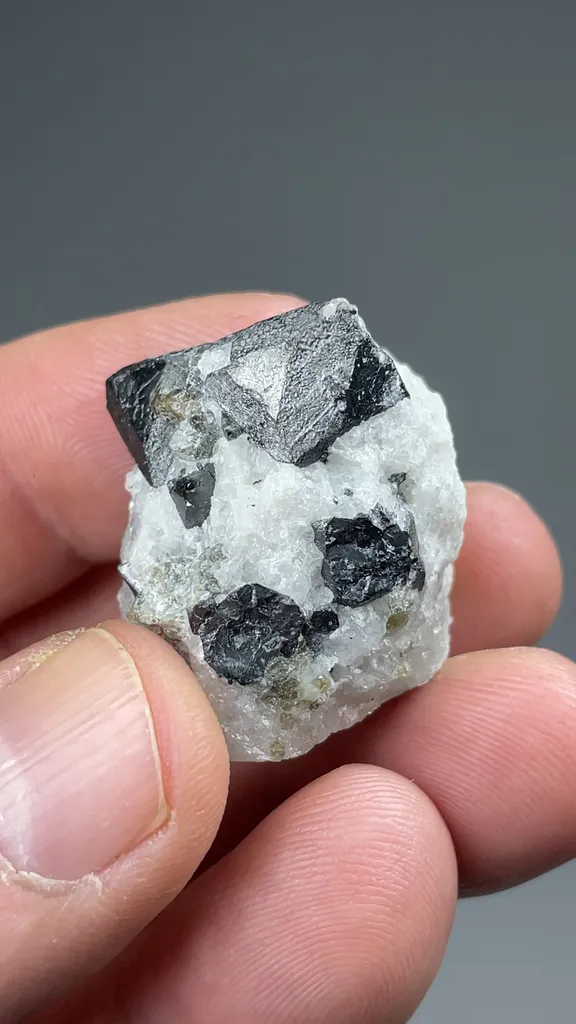 Spinel - image 2