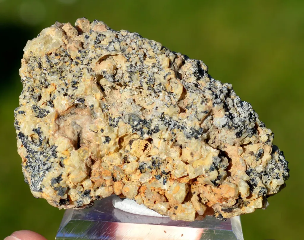 Spinel 86 grams - Metropolitan City of Rome Capital, Lazio, Italy image