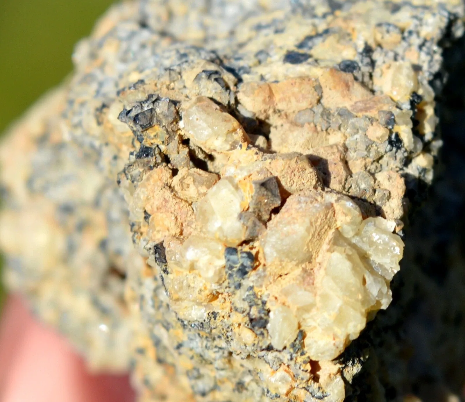 Spinel 86 grams - Metropolitan City of Rome Capital, Lazio, Italy - image 4