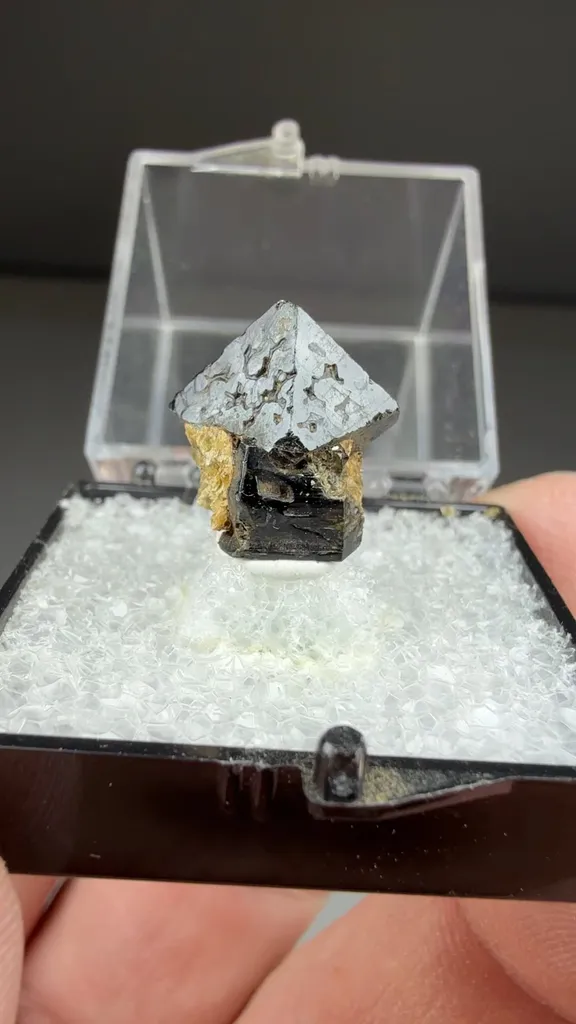 Spinel - image 2