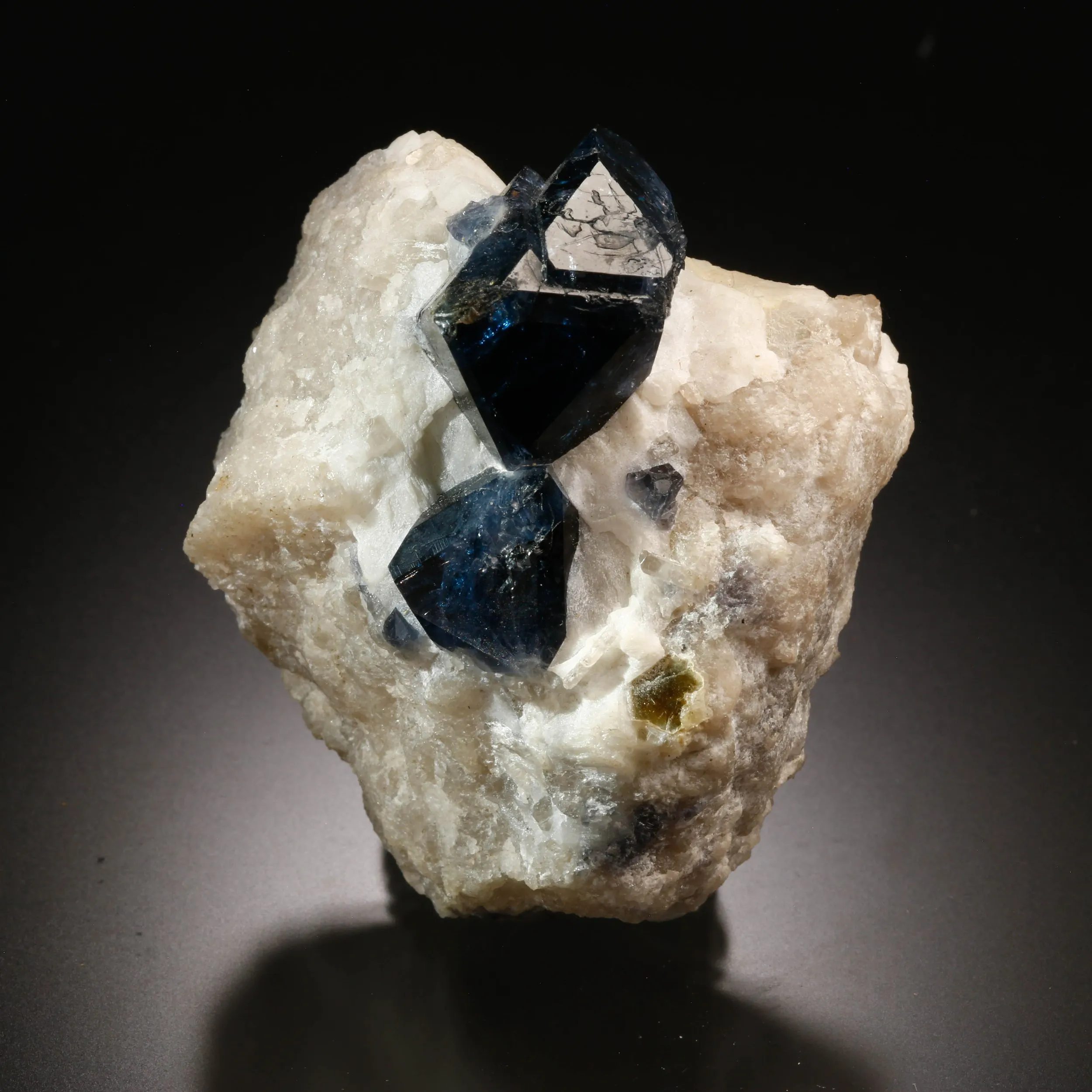 Spinel - image 1