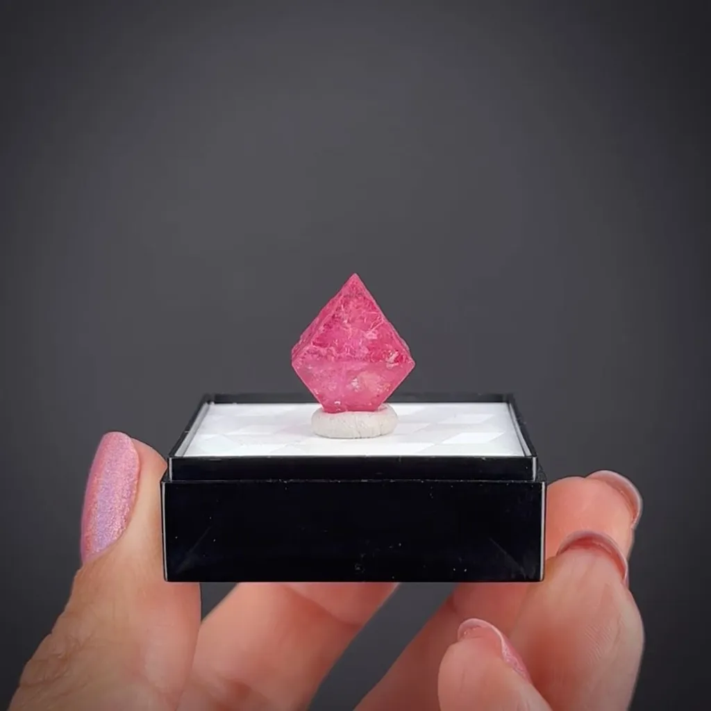 Spinel - image 2