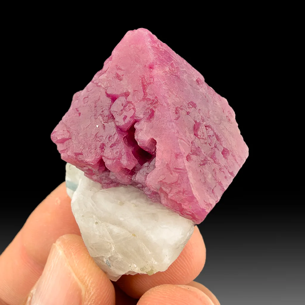 Spinel from Mahenge, Morogoro Region, Tanzania image
