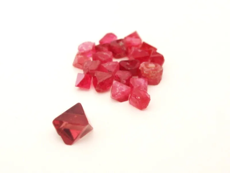 Spinel from Myanmar, Mandalay Region, Mogok Township image