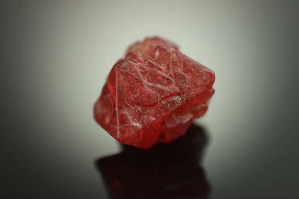 Spinel from Sri Lanka, Sabaragamuwa Province, Ratnapura image