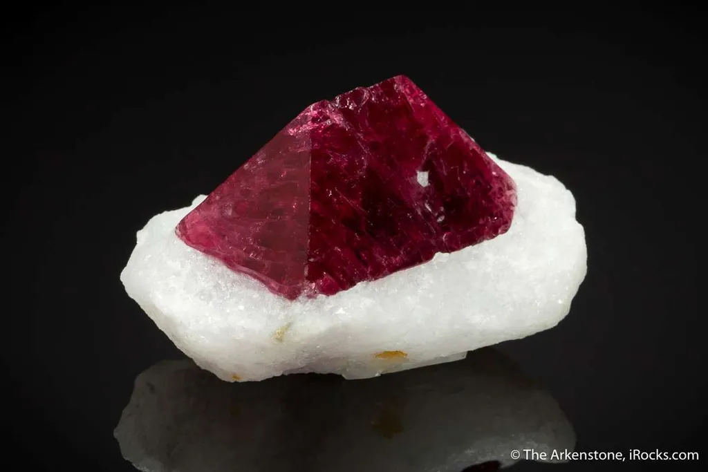 Spinel in Marble image