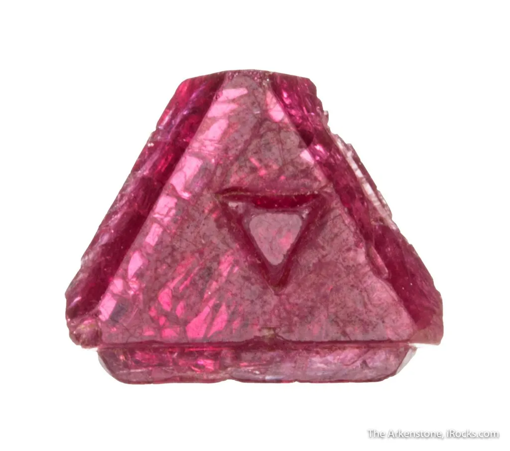Spinel (macle twinned) - image 4
