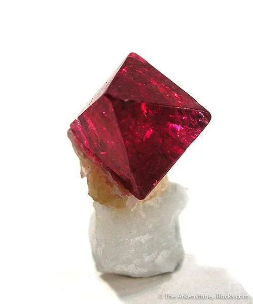 Spinel on Calcite image