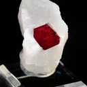 Spinel on Calcite - image 1