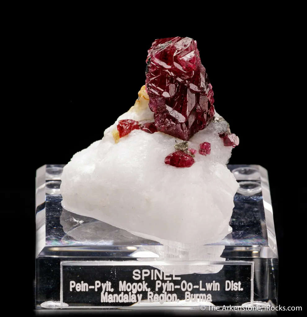 Spinel on marble image