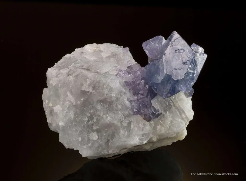 Spinel (Twinned) - image 5