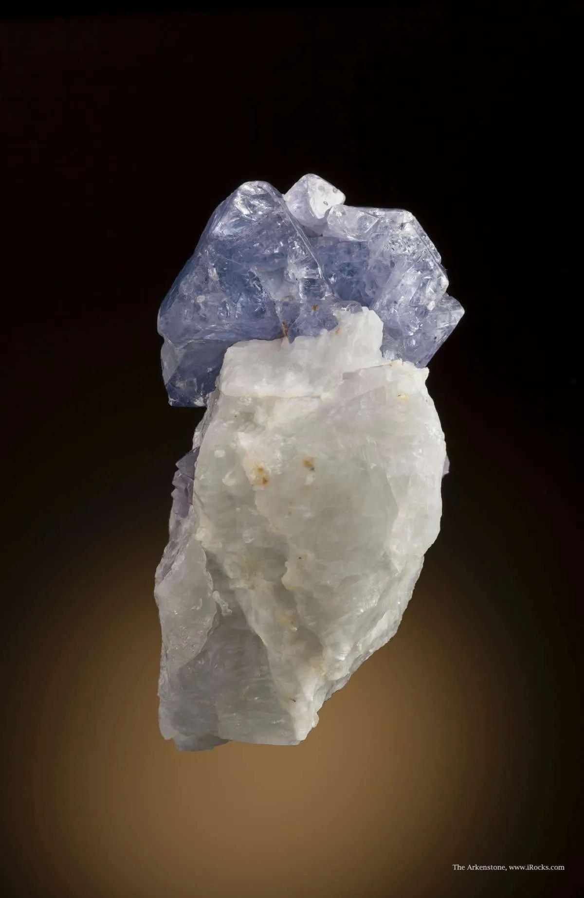 Spinel (Twinned) - image 2