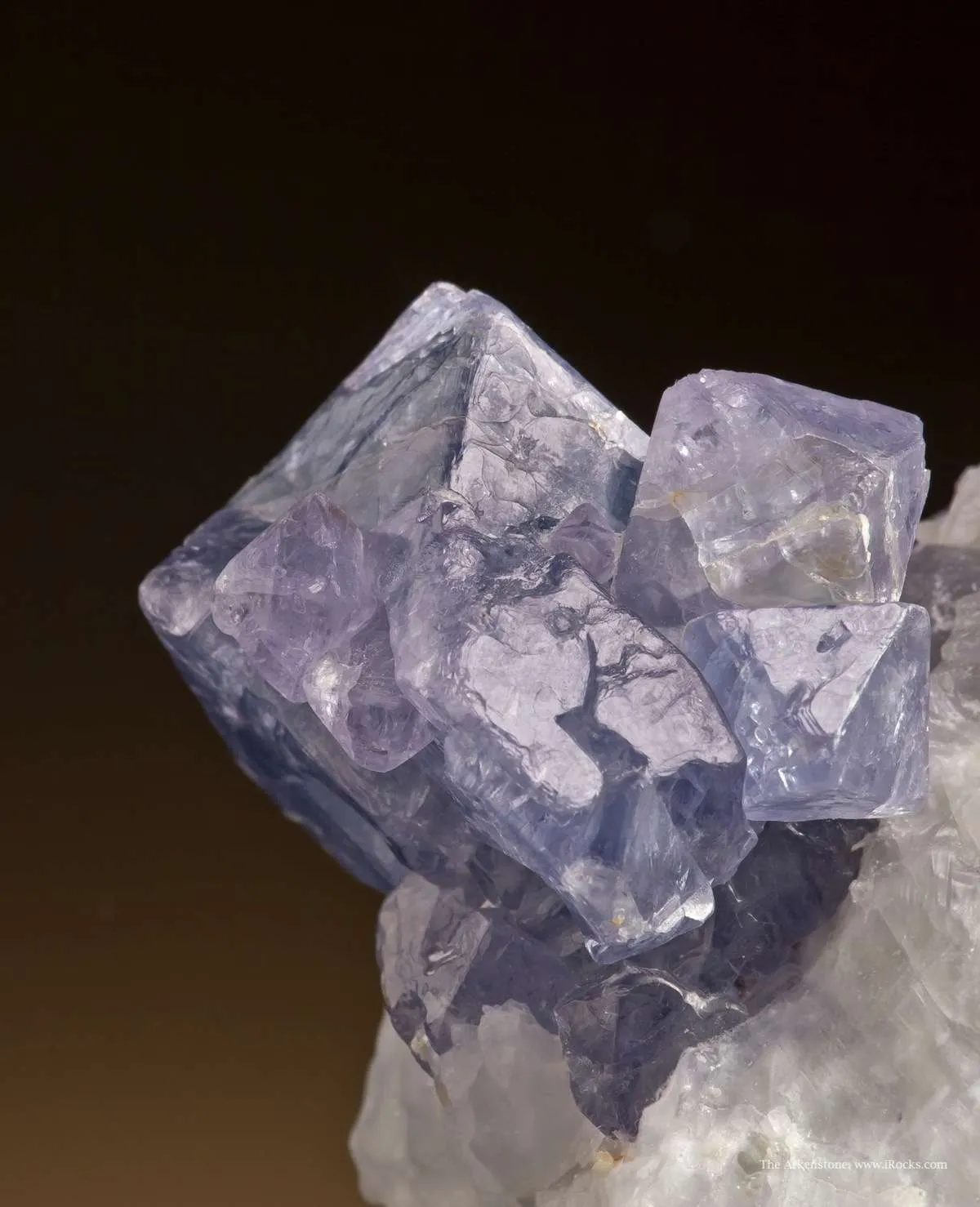 Spinel (Twinned) - image 1