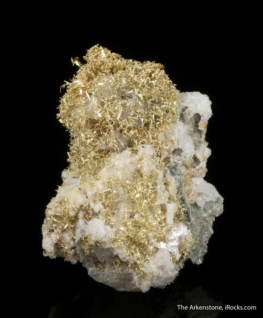 Spinel-twinned wire Gold - image 2