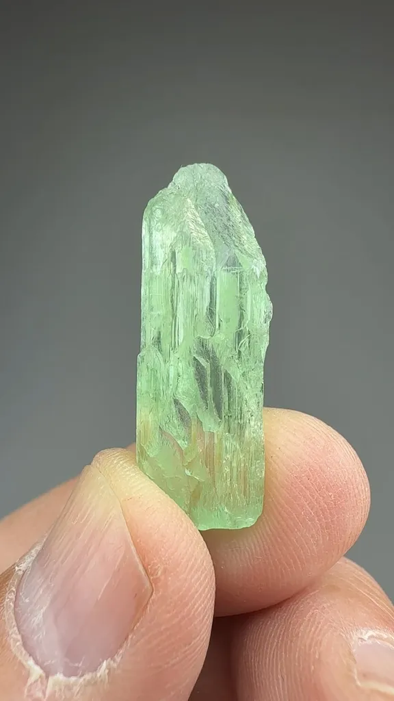 Spodumene - image 2