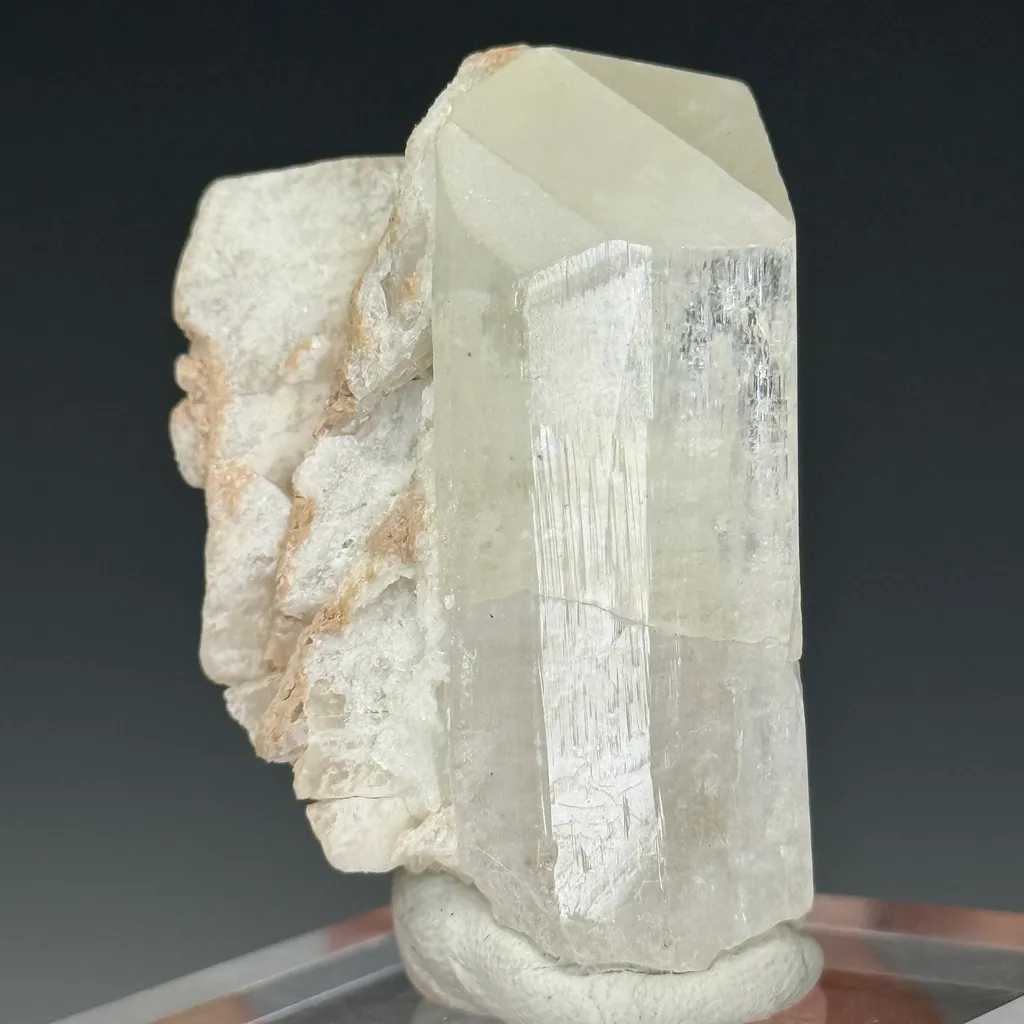 Spodumene - image 3