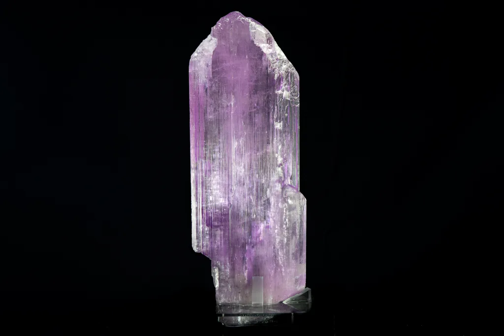 Spodumene from Dara-e-Pech pegmatite field, Dara-e-Pech District, Kunar, Afghanistan - image 3