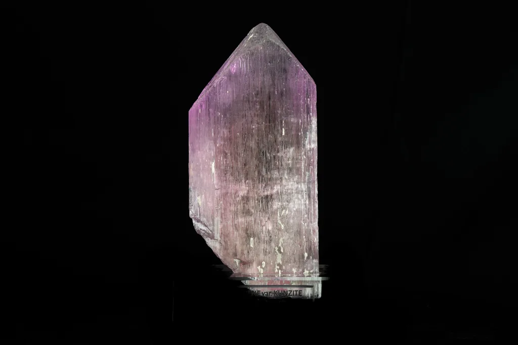 Spodumene from Dara-e-Pech pegmatite field, Dara-e-Pech District, Kunar, Afghanistan - image 3