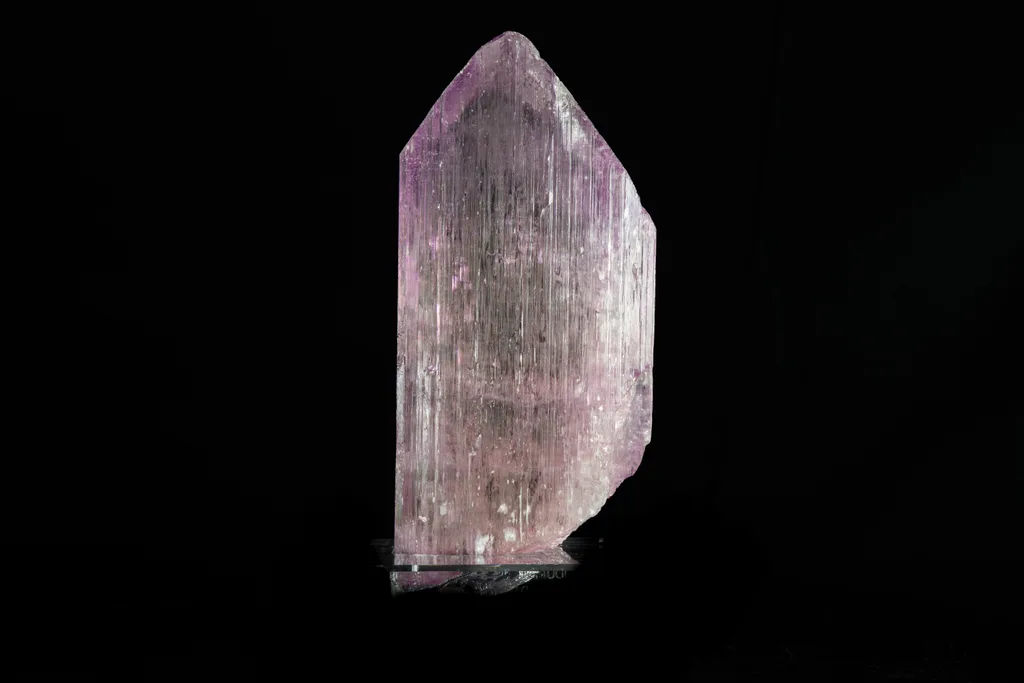Spodumene from Dara-e-Pech pegmatite field, Dara-e-Pech District, Kunar, Afghanistan image