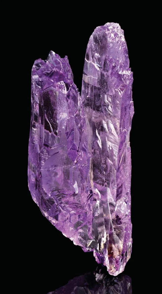Spodumene (Kunzite) - image 1