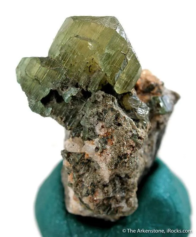 Spodumene Var. Hiddenite - image 2