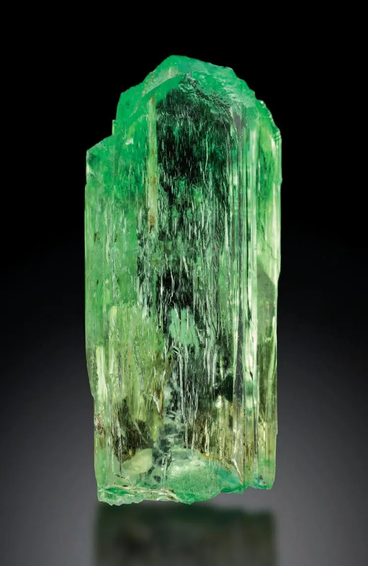 Spodumene (var. Hiddenite) - image 1