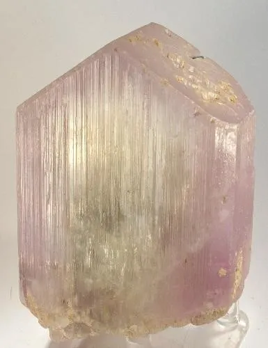 Spodumene (Var: Kunzite) image