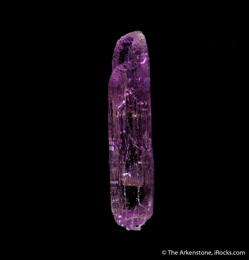 Spodumene var. Kunzite - image 4