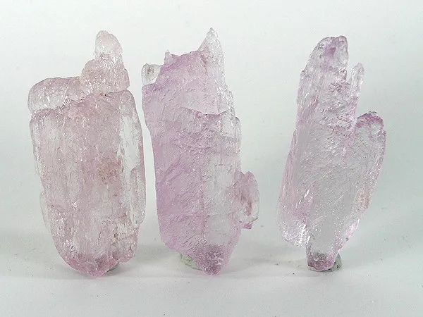 Spodumene (Var: Kunzite) image
