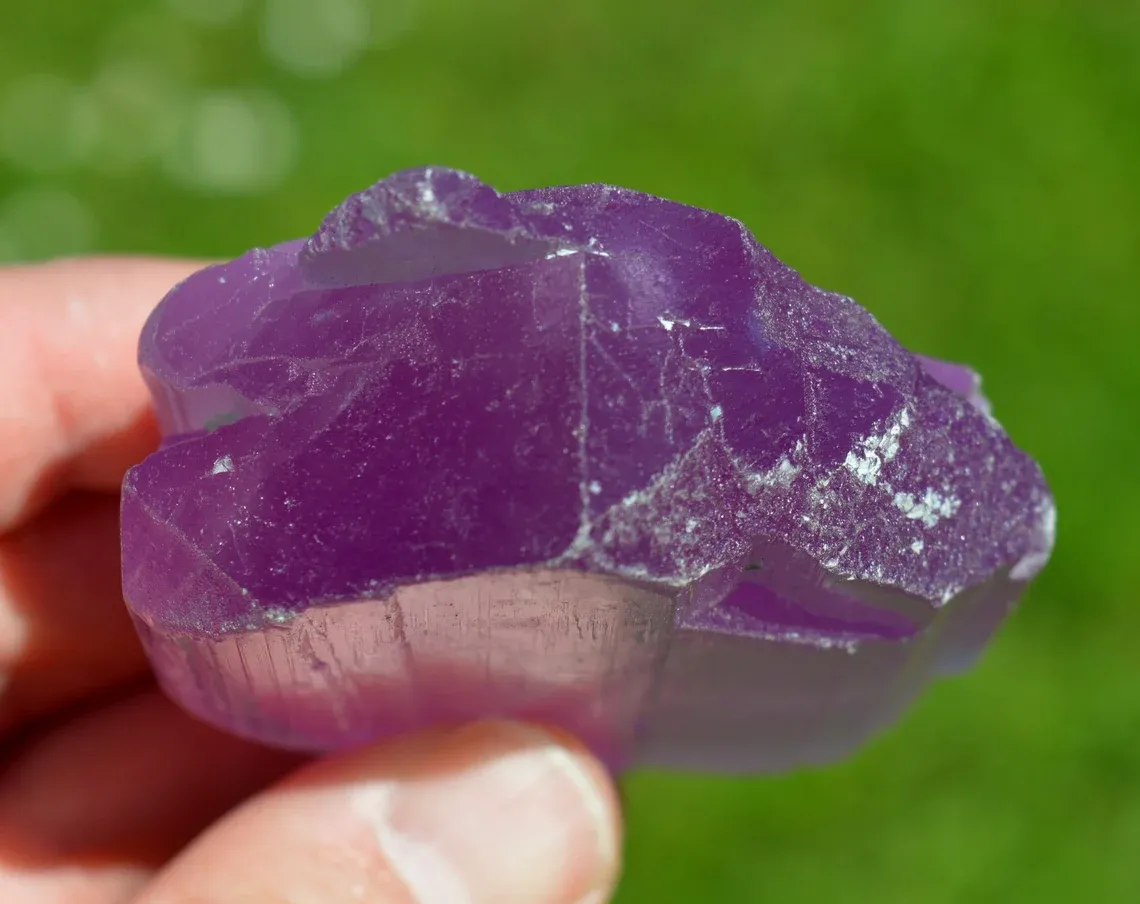 Spodumene var. Kunzite 271 grams - Gilgit-Baltistan, Pakistan - image 2